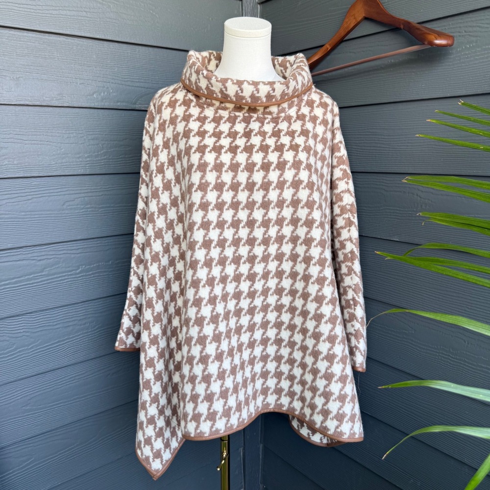 Boston Proper Houndstooth Wool Blend Poncho Cape Sweater L XL Neutral Cozy